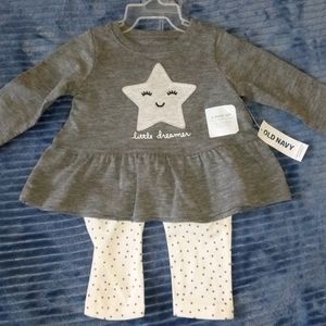 Old Navy Little Dreamer gray and white matching set Baby Girl Size 3-6 Months